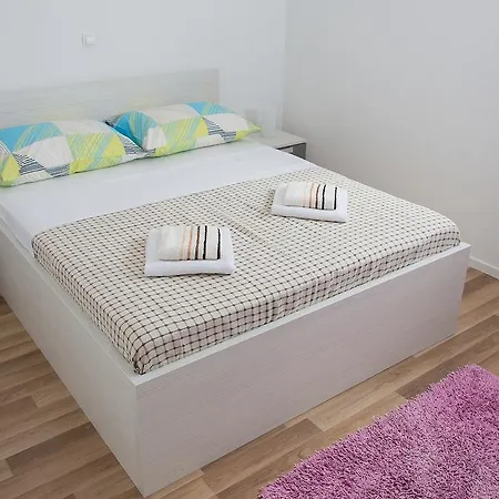Gamma With Hydromassage Mini Pool Near Split Apartment Žrnovnica